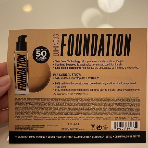 CoverGirl & Anastasia Samples - Picture 3 of 8